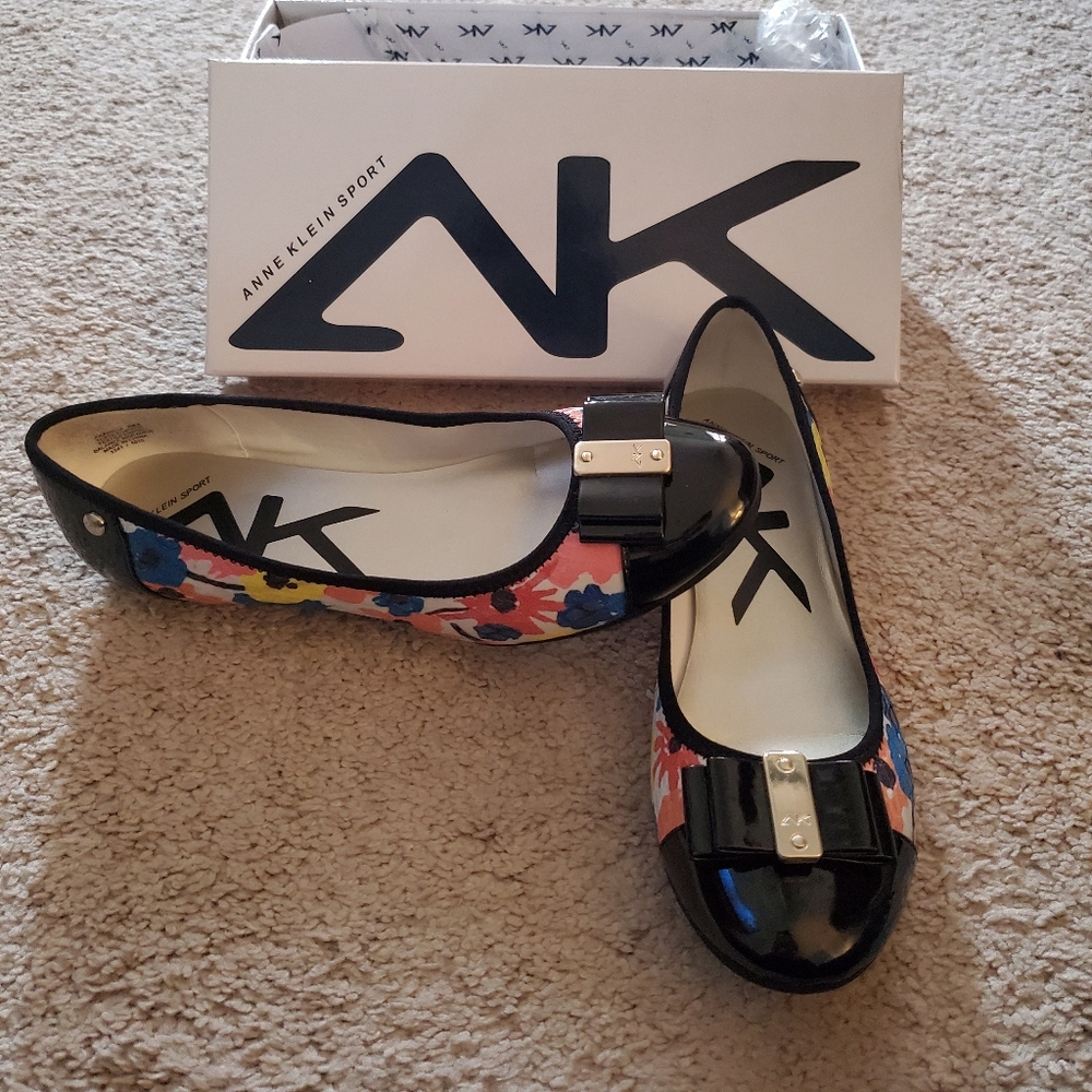 Anne Klein sport ballet flats